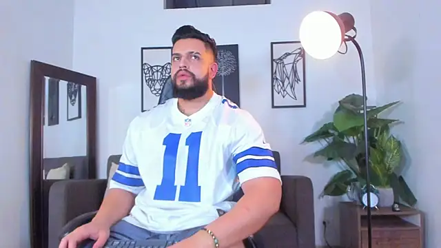 عرض كام Justin_kingX7