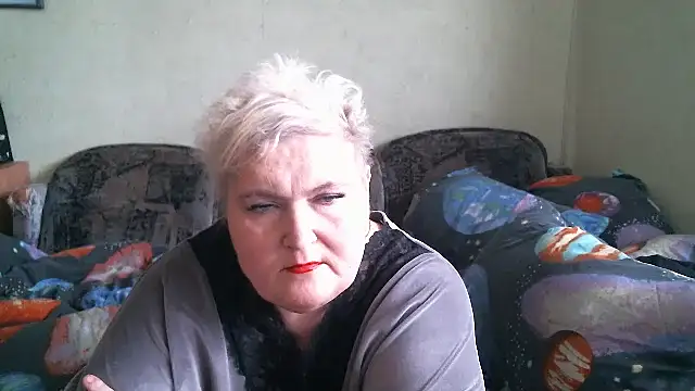 Lana555 – Naživo XXX chat