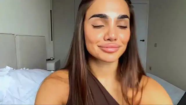 MelindaReny 现场XXX聊天