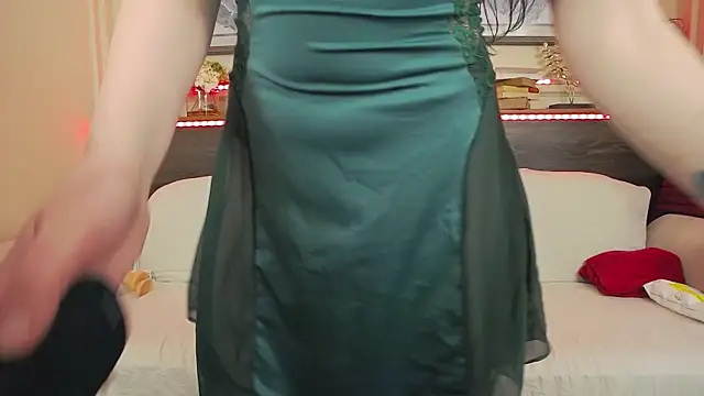 HellenDesire 现场XXX聊天