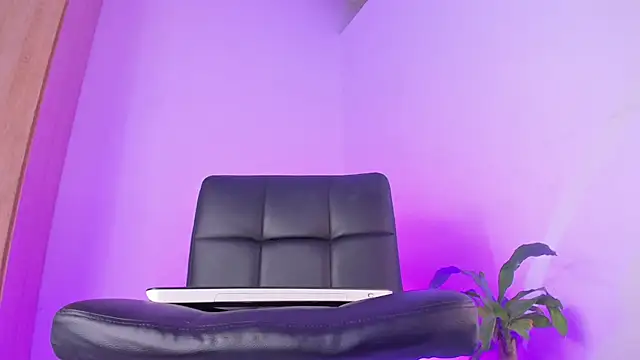 Cameron_sophia01のウェブカメラショー