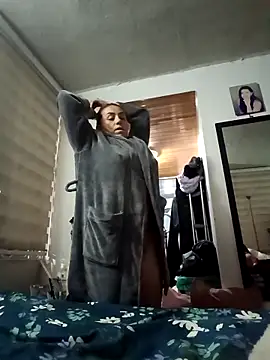 maynor_1998's Live XXX Chat