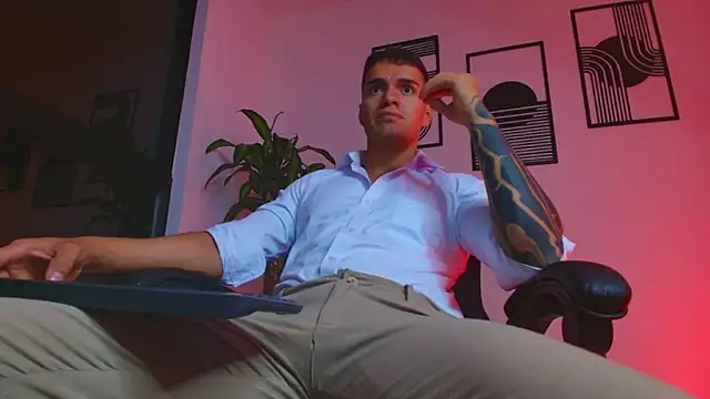 โชว์เว็บแคมของ ALPHA_DOMINUS_