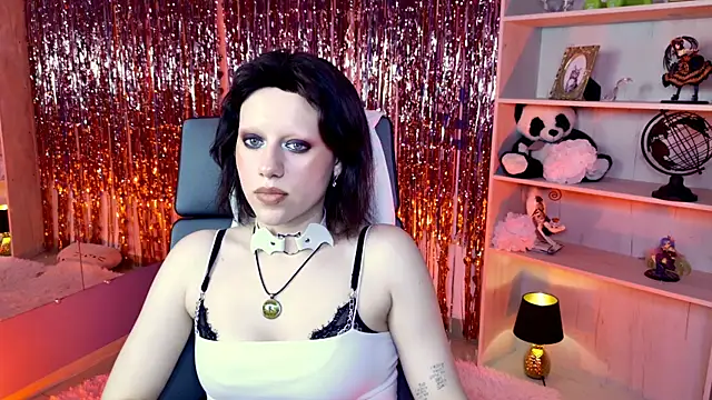 LidaDarknet's Live XXX Chat