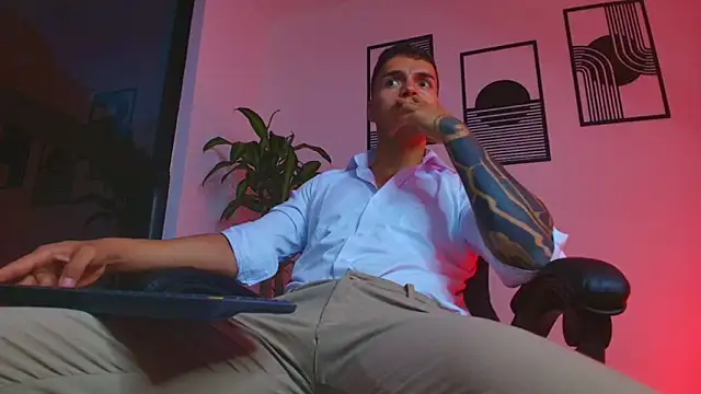 ALPHA_DOMINUS_'s Webcam Show