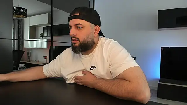 DravenPeak's Live XXX Chat