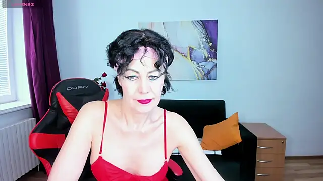 Silvia_WallecのライブXXXチャット