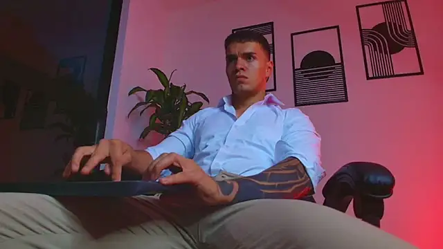 Czat XXX na żywo – ALPHA_DOMINUS_