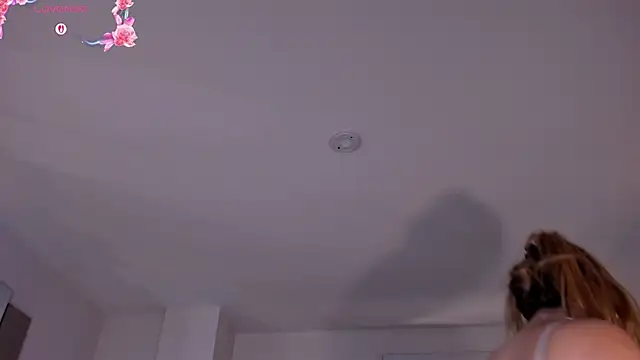 Živý XXX chat BellaRose_X