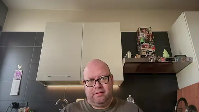 theitalianbear Adlı Modelin Web Kamerası Şovu