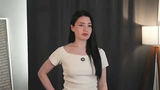 RettaVroom's Live XXX Chat