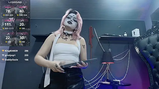 Chat +18 de Navier__ ao vivo