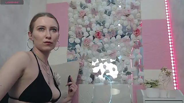 EmberLuna_ 即時 XXX 聊天