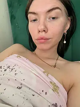 Lisaaa_Alisa 现场XXX聊天