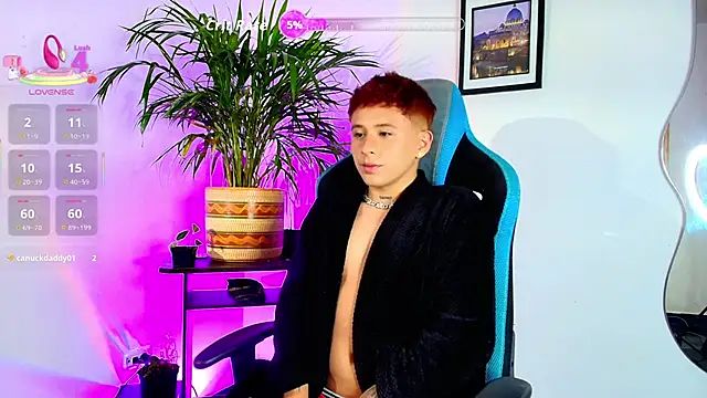 Michael_Lopez_1 Show in webcam