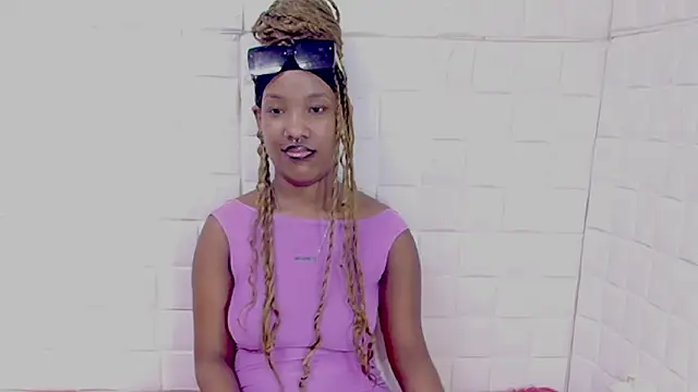 EroticSexyPrada: онлайн-секс-чат