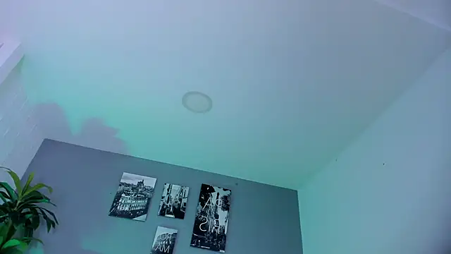 aleja_cute_'s Live XXX Chat