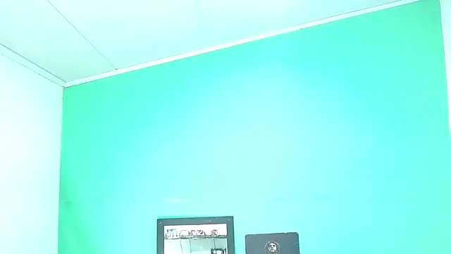 avaleri_cherry's Live XXX Chat