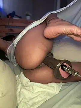 ROUSSH: онлайн-секс-чат