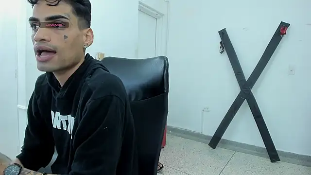 Gay_Red_Room – Naživo XXX chat