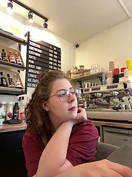 cinnabon_ 网络视讯表演