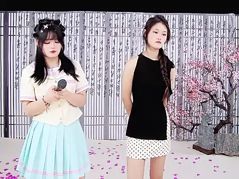 LQD6888 Chat XXX live