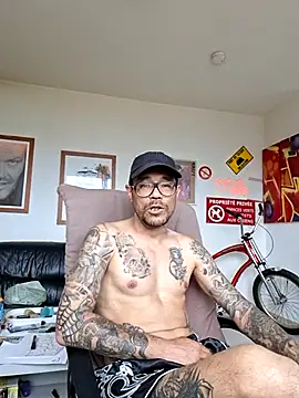 Mr_Graffitimile's Live XXX Chat