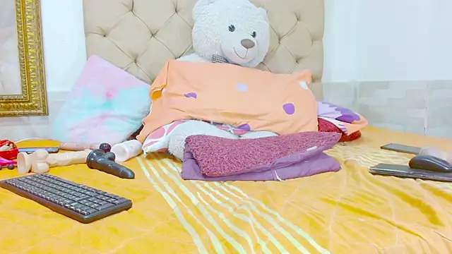 Pokazy przed kamerką – Dolldirtyxxx