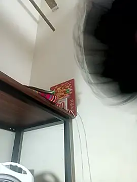 Lyna_sexy24 在線直播表演