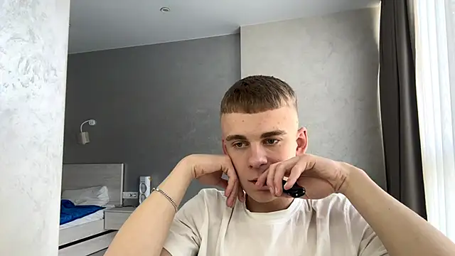SoloFury Live XXX-Chat