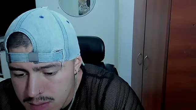 Baltazar_Dupont's Live XXX Chat