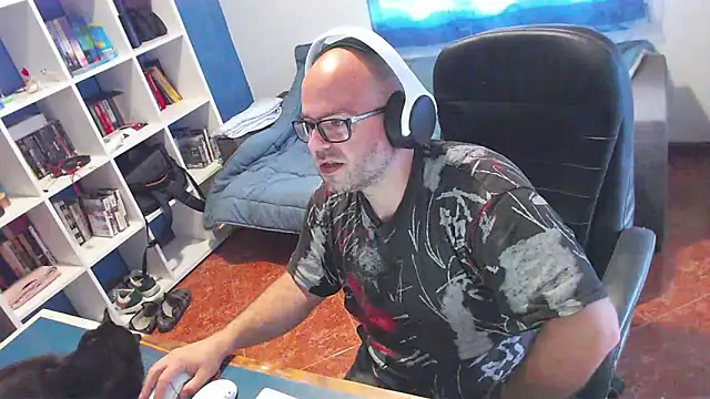 Show modela ravingr4d4 na web-kameri