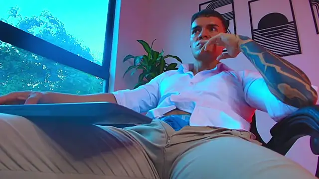 ALPHA_DOMINUS_'s Live XXX Chat