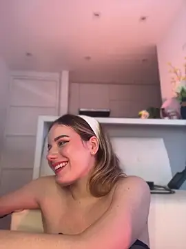 NicoleCut's Webcam Show