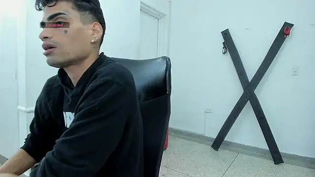 Chat XXX Live Gay_Red_Room