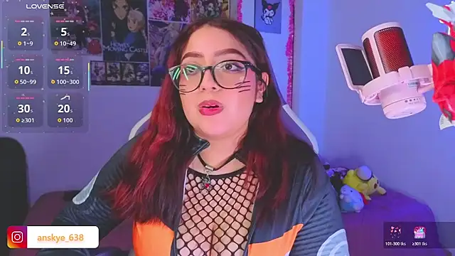 AnngelaSkye's Live XXX Chat