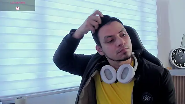 Chatroom XXX en direct de Rick_Adams