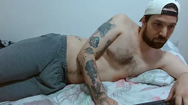 jmmy_cb: διαδικτυακό σόου στην κάμερα