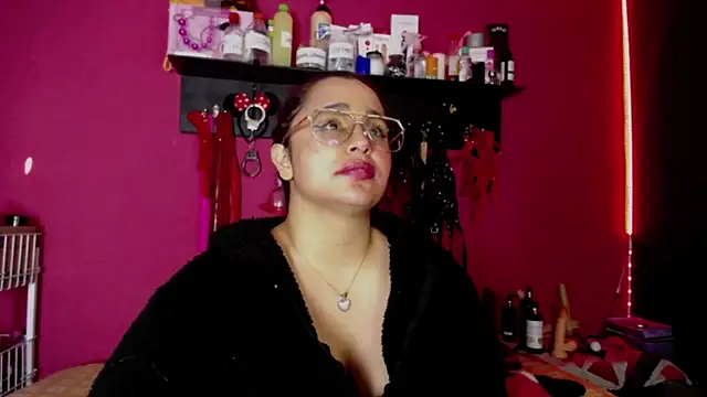 Chat XXX en directo de shannon_queen-