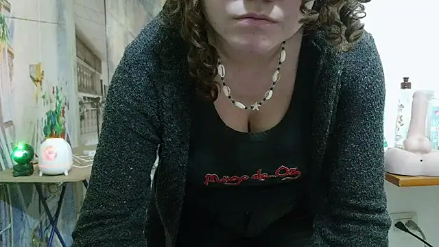 Czat XXX na żywo – curly_greeneyed