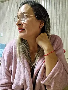 Show de BellaFortuneGaucha na webcam