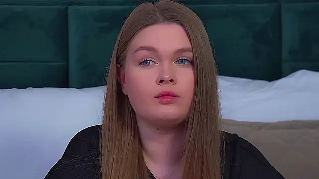 دردشة CrystalLyons الجنسية المباشرة