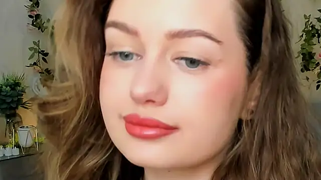 MiracleCurly's Live XXX Chat