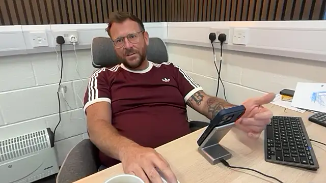 Chat +18 de bilf1978 ao vivo