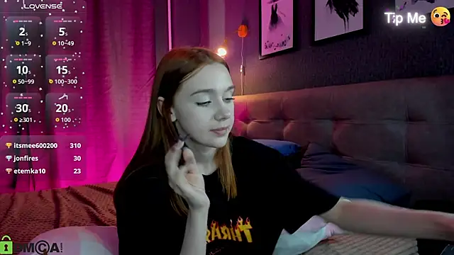 Lesi_Moonie01's Live XXX Chat