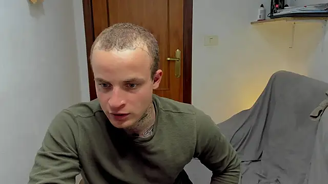 Webkamerová show layneinchains