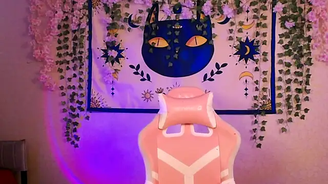 MollyKissy's Live XXX Chat