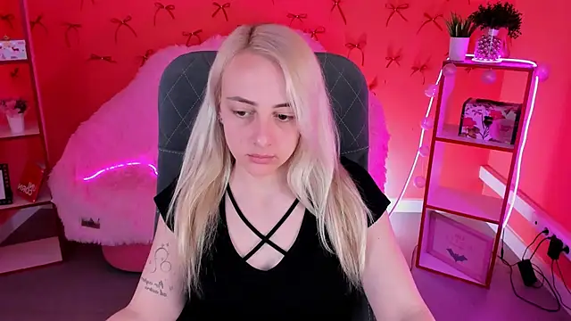 CarolMoor's Live XXX Chat