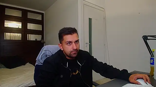 BryceReignn Live XXX chat