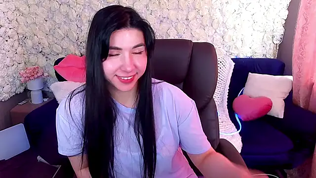 XXX chat uživo modela EmilyCandyy